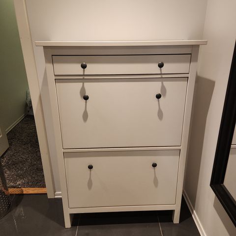 Skoskap Hemnes fra IKEA, 1500kr - > 999kr :) Løp og