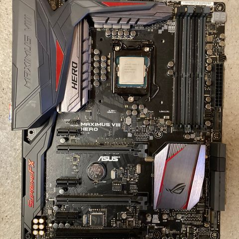 ASUS Maximus VIII Hero + Intel Core i7 6700K