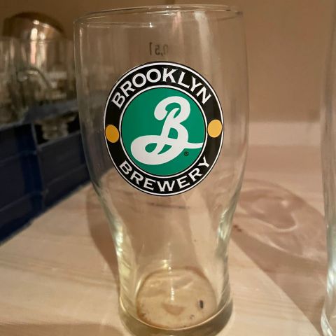 Brooklyn Brewery ølglass gis bort