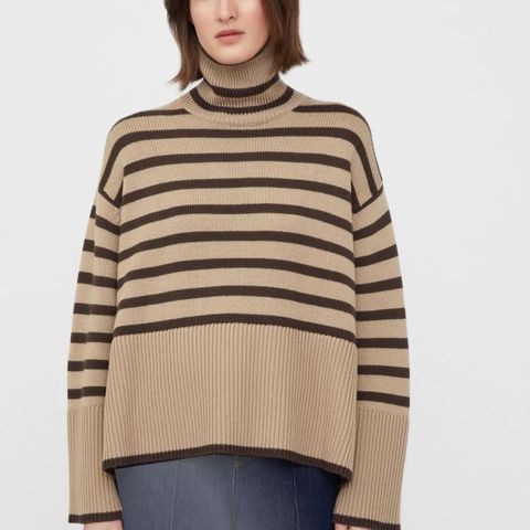 Toteme Signature turtleneck