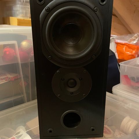 System Audio 1010 høyttalere