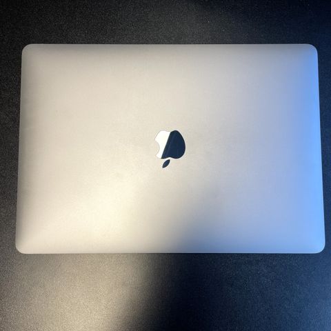 MacBook Air M1 16gb ram 256gb SSD 13tommer