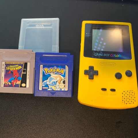 Gameboy Color Pokemon Blue Spiderman