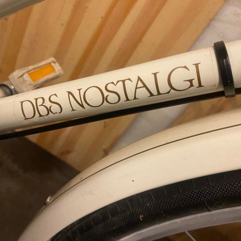 DBS Nostalgi original damesykkel selges! Meget pen!