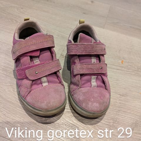 Goretex sko str 29 og 30