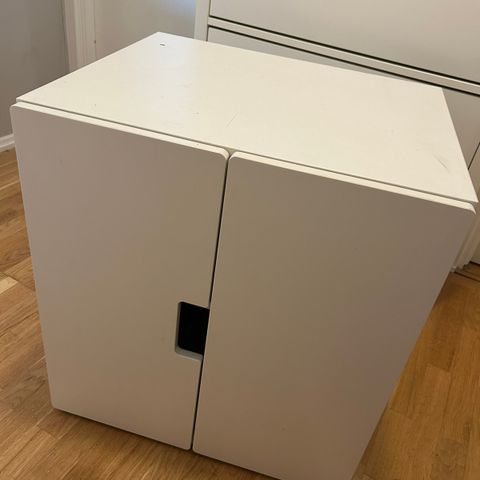 White cabinet