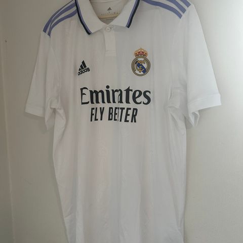 Real Madrid drakt