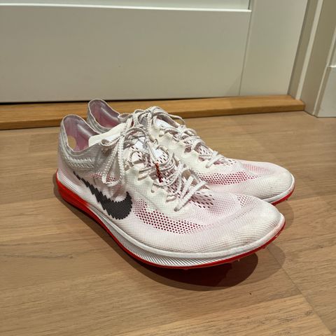 Nike Dragonfly piggsko str 44