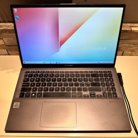 Asus VivoBook 15,6 skjerm