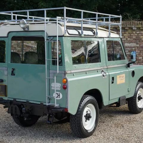 Land Rover Serie 88” takgrind/stige