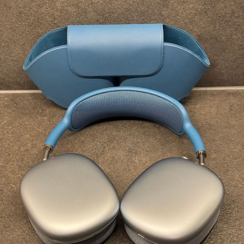 STRØKEN | Apple Airpods Max | Sky Blue | Kvittering | Ekstra puter