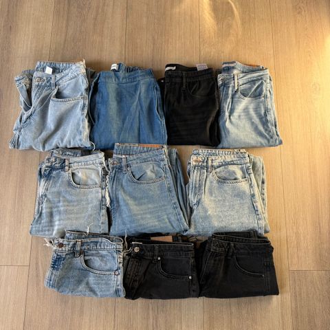 Jeans og shorts selges samlet