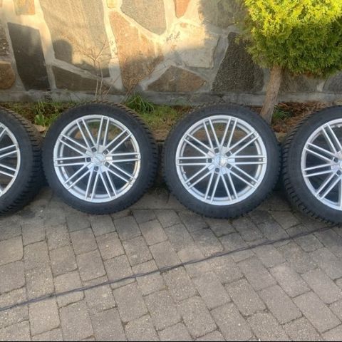 Tesla Micelin piggdekk 245/45 R19