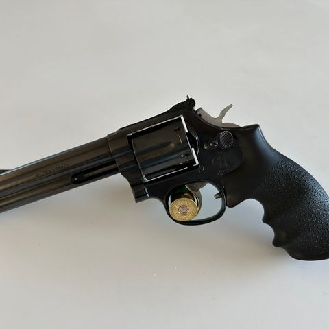 Smith & Wesson 586