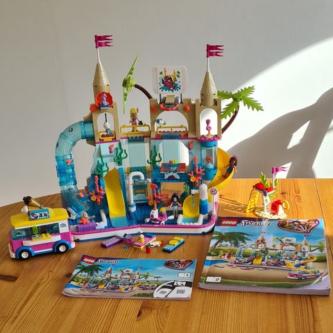 Lego Friends Sommermoro i badeland