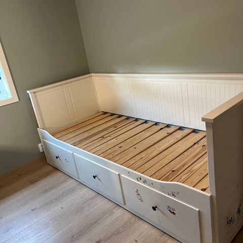 Hemnes Ikea seng