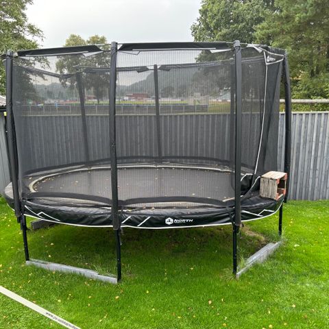 Trampoline  North Explorer 420 oval