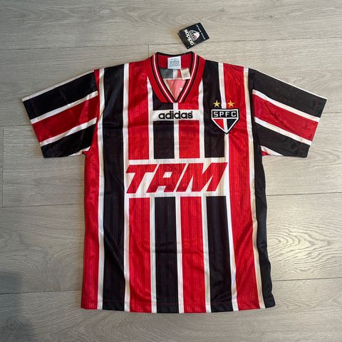 Sao Paulo 1996 Bortedrakt BNWT selges