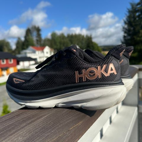 Hoka Clifton 9 - 37 1/3