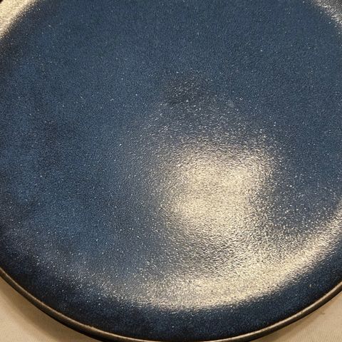 Raw Aida midnight blue tallerken