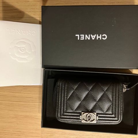 Chanel Boy zip coin purse