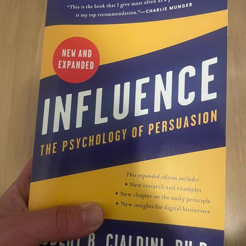 Robert Cialdini - Influence