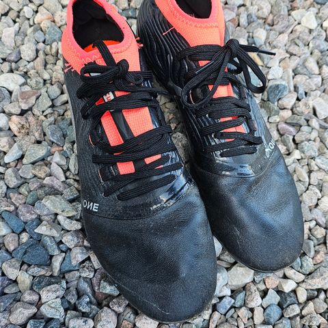 PUMA Fotballsko str 42,5