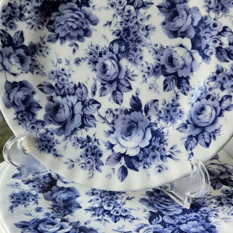 ROY Kirkham , Blue English Chintz