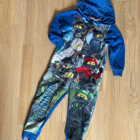 Ninjago fleecedress str. 5-6 år