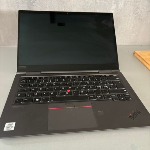 Lenovo x1 yoga i7 16gb minne