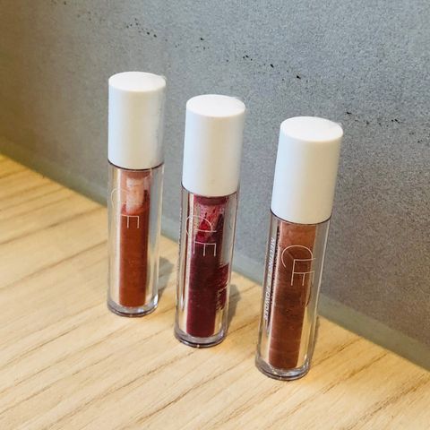 CLE Cosmetics - Melting Lip Powder