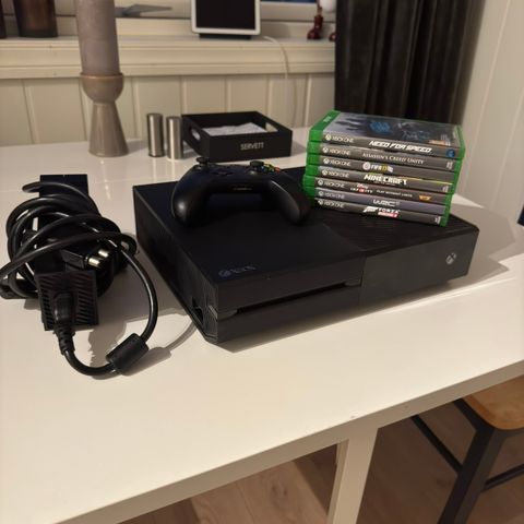 Xbox One med 8 Spill