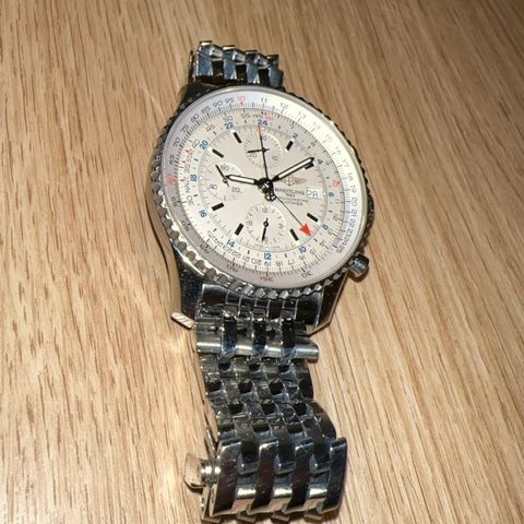 Breitling Navitimer