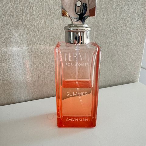 Calvin Klein ETERNITY Summer 2020 EDP ca 50 ml igjen