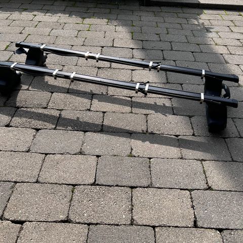 Thule Ski Rack for 2009 Toyota Yaris