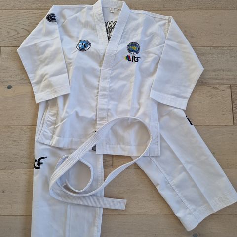 Taekwon-do drakt str. 150