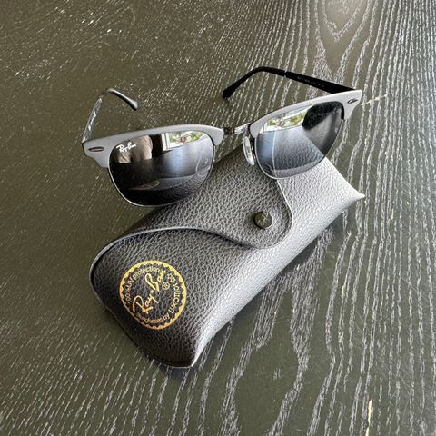 Ray-Ban Clubmaster Metal, RB3716