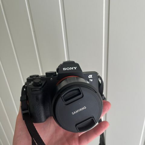 Sony a7ii og samyang af75/1.8fe kjøpt i februar 2024