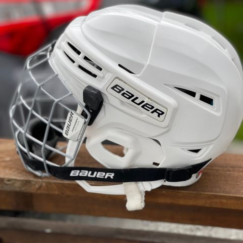 2 hockey helmets for kids