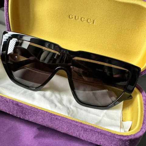 Gucci Solbriller Mask Sort Black Italy sunglasses krogh optikk