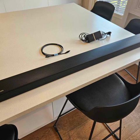 Samsung HW-M560 soundbar