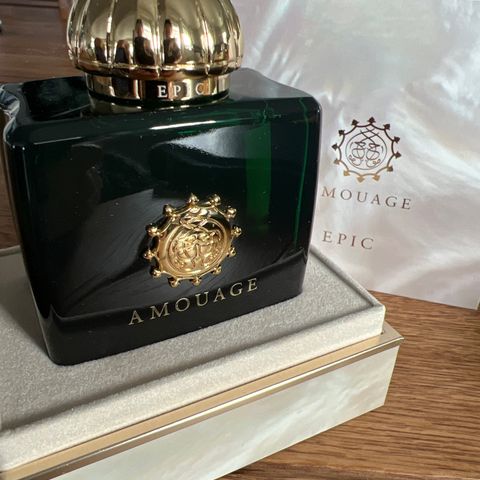 Amouage Epic dame parfyme, 100 ml. Kr 2500.