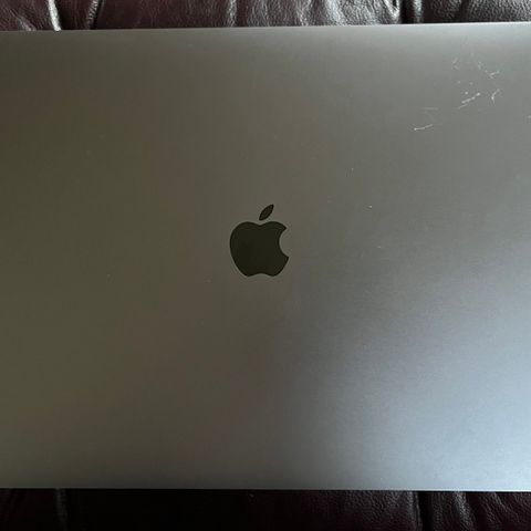 2019 Macbook Pro 16" 2,3 Ghz i9