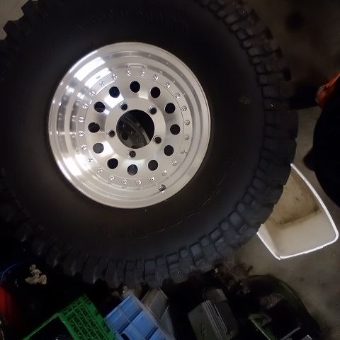 Jeep mud hjul 33x12.5x15