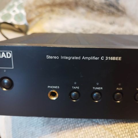 NAD C316 BEE  forsterker