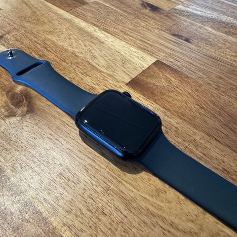 Apple Watch SE 44mm (2gen) med GPS