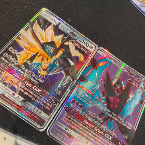 Dusk wings og dusk mane necrozma