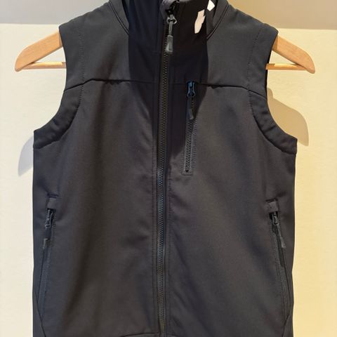 Helly Hansen vest i str 140