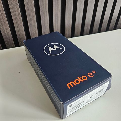 Motorola Moto E13 smarttelefon