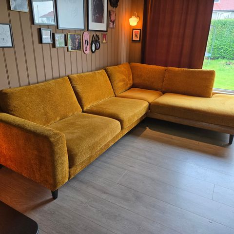 Burbank sofa